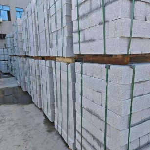 泰州芝麻白路牙石，路侧石