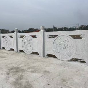 泰州芝麻白河道栏杆 石材栏杆