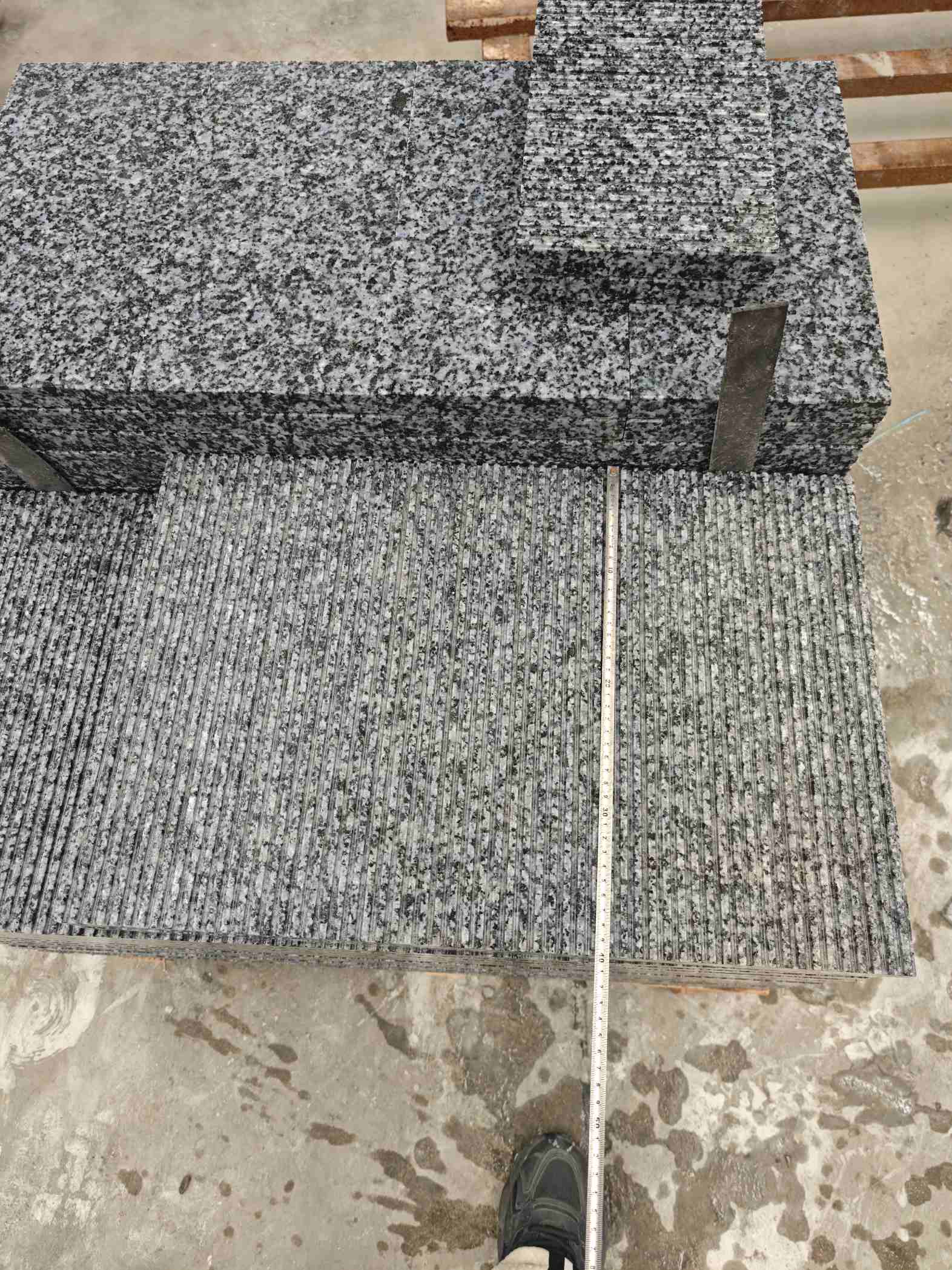 泰州芝麻黑拉丝面