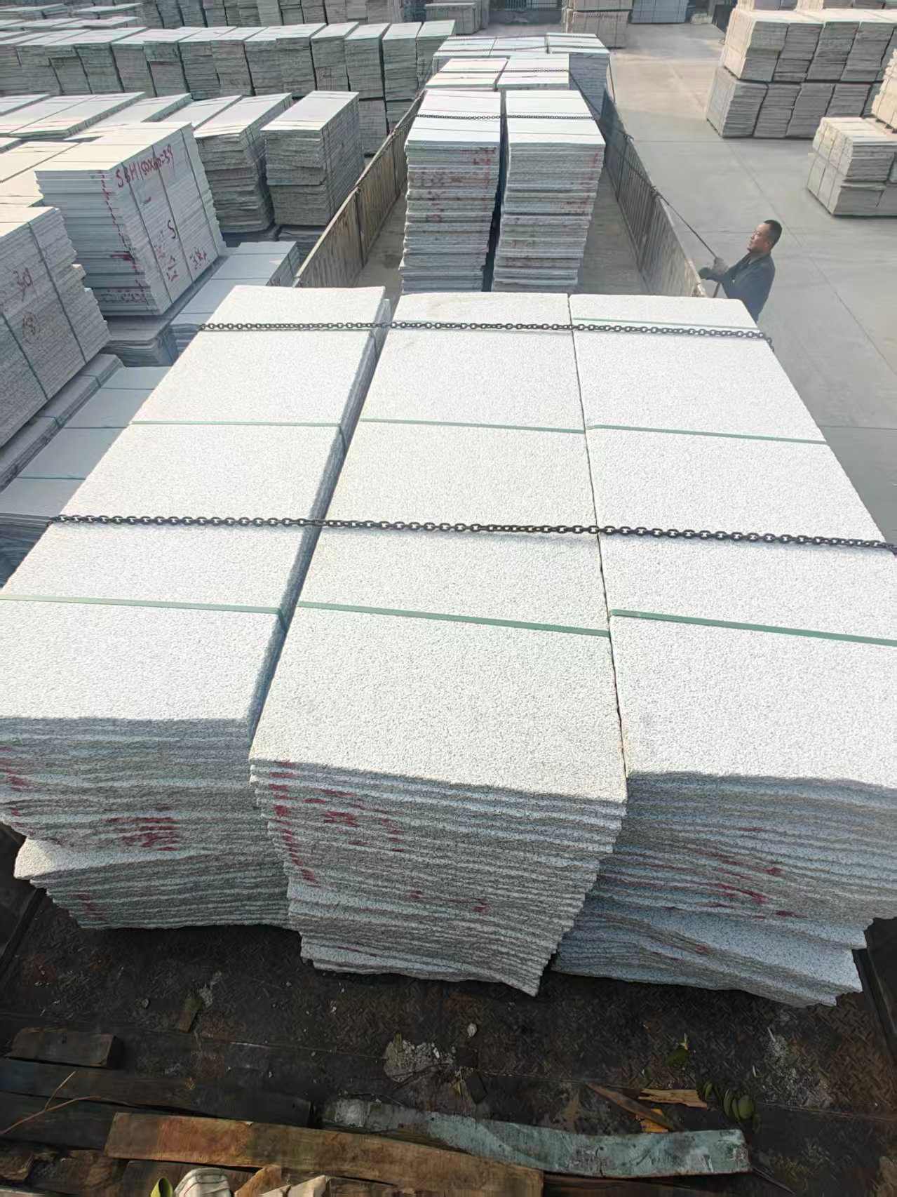 泰州芝麻白毛板，石材毛板