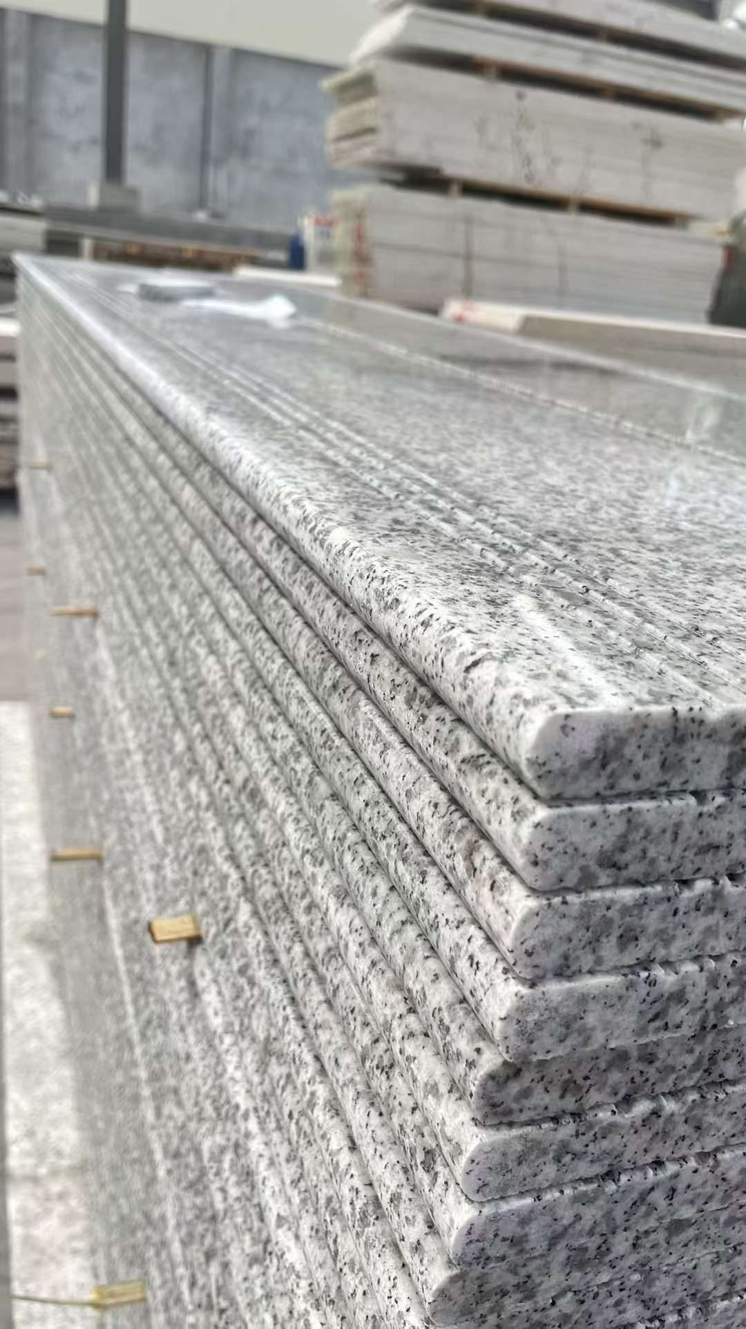 泰州芝麻白楼梯踏步 花岗岩楼梯板材